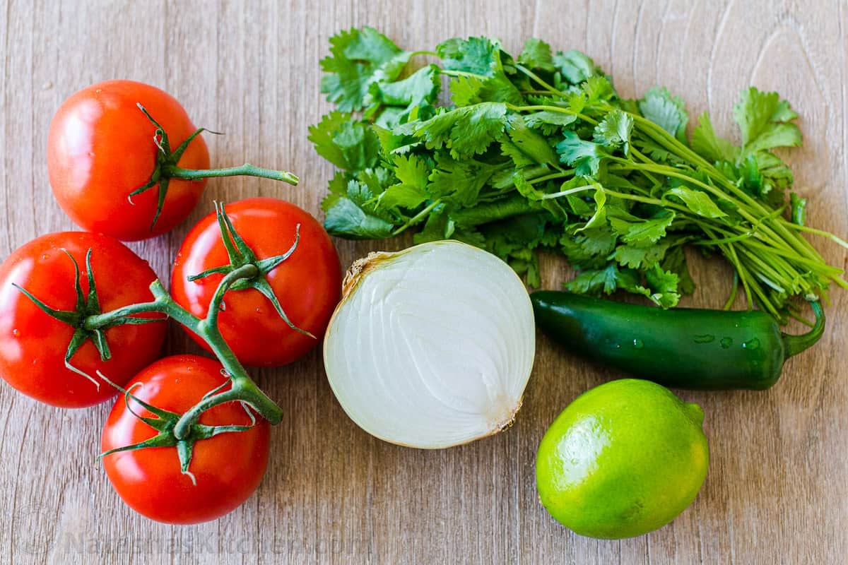 Ingredients for the best pico de gallo Ingredients for Pico De Gallo